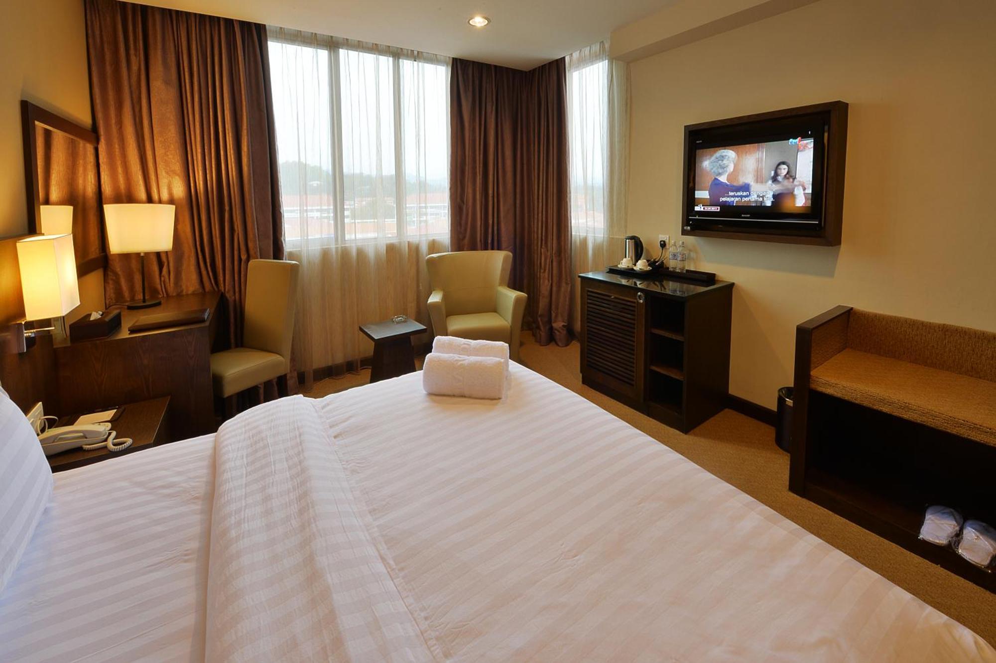 Lintas View Hotel Kota Kinabalu Exterior foto